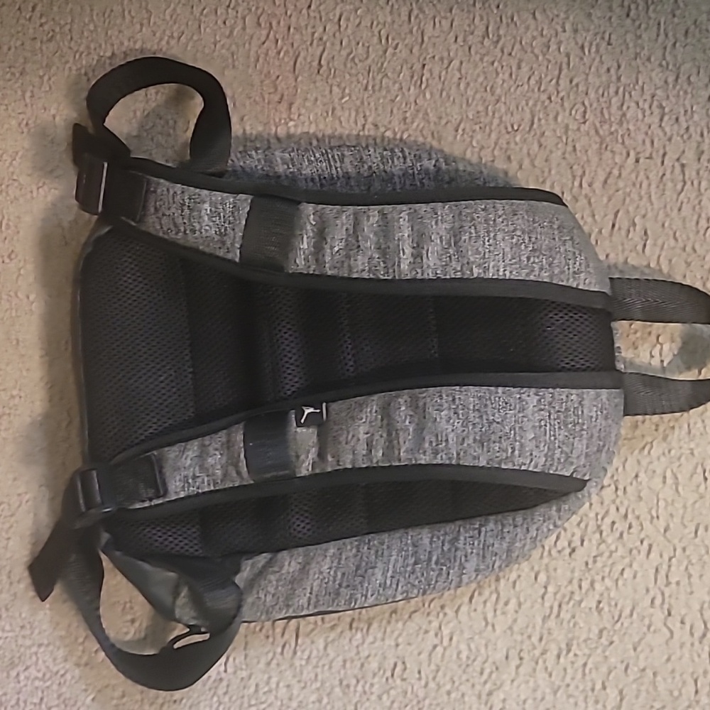 MINI Jordan Backpack - Picture 2 of 2